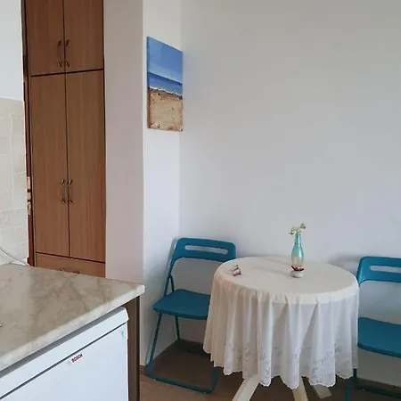 Aliki House